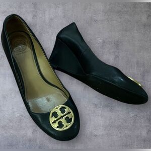 Tory Burch Black wedges with Gold Emblem